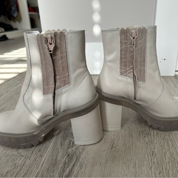 Free People James Ice Leather Chelsea Boots - Picture 4 of 16